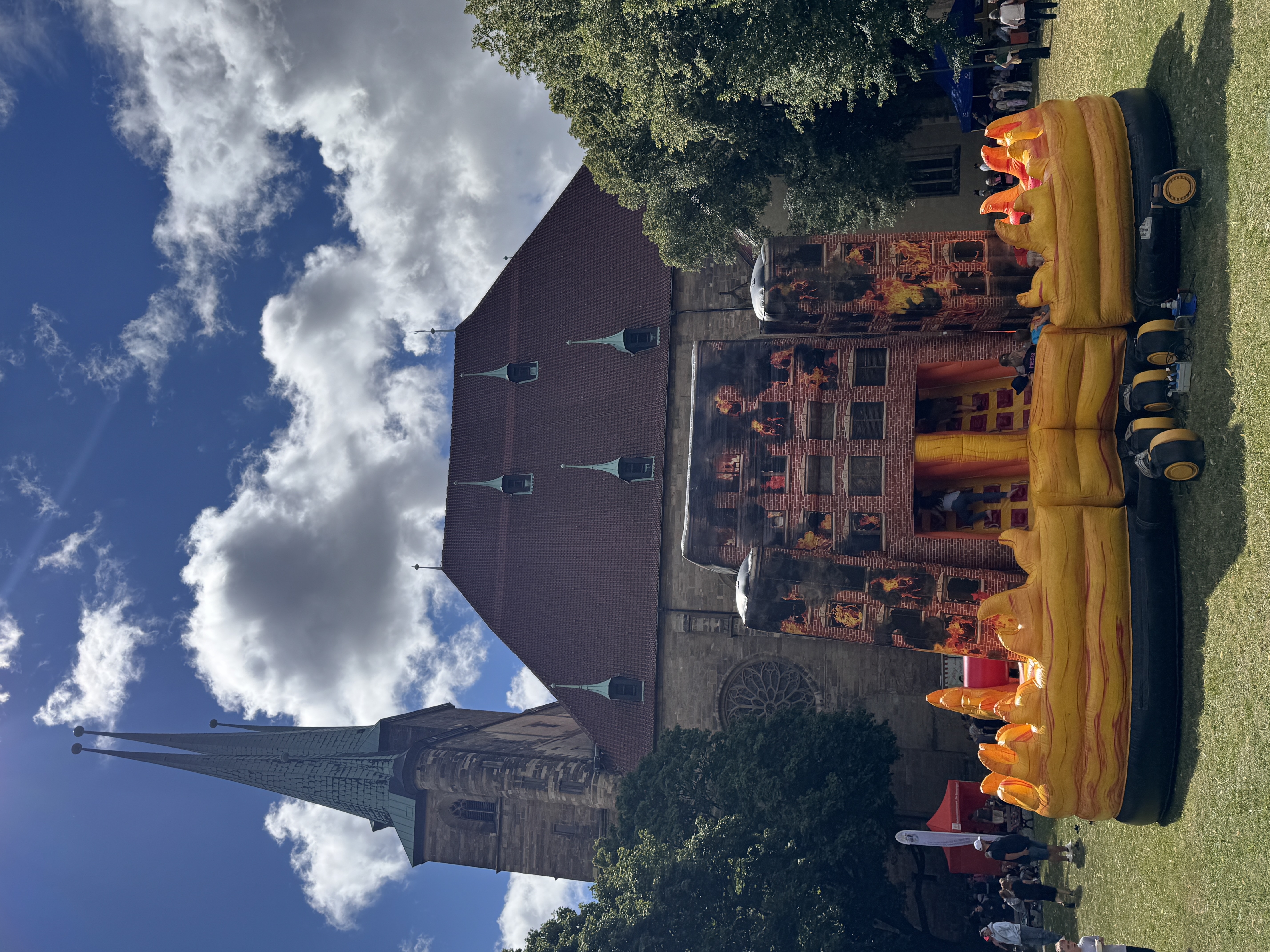 Hüpfburg