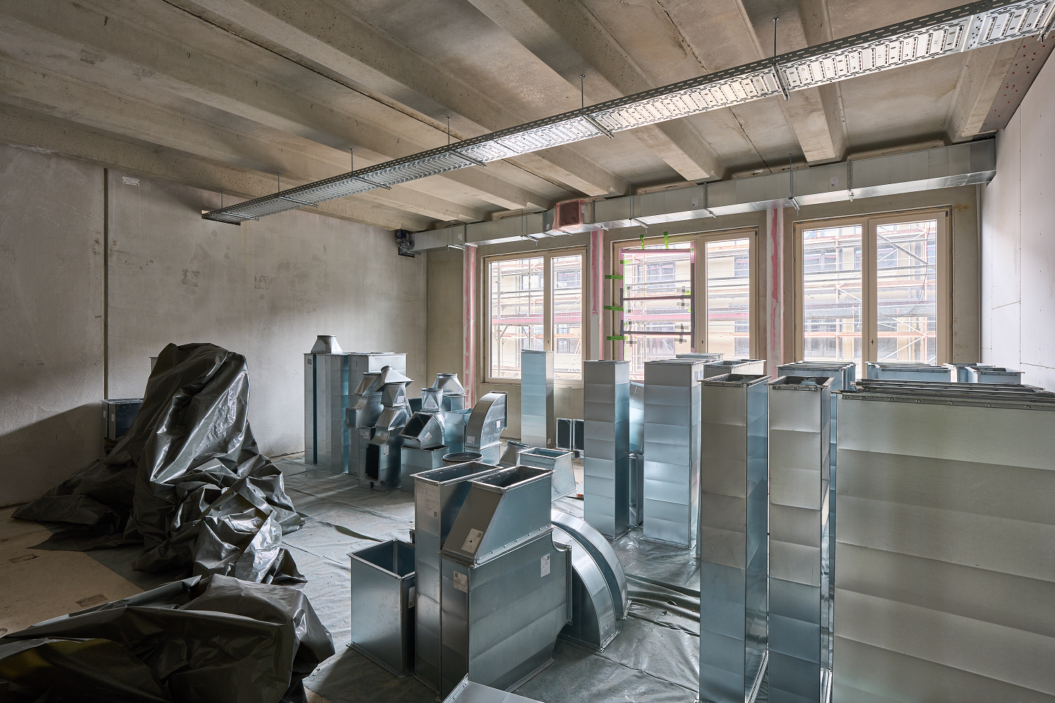 	Metallkästen/ Luftschacht