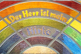 Regenbogen mit Schriftzug: Der Herr ist mein Hirte