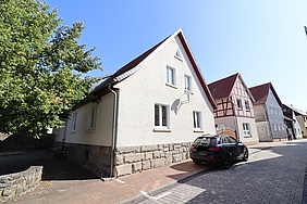 Haus mit weißem