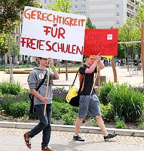 "5 vor 12"