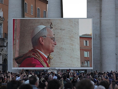 Papst Leo XIV. wird wegen eines Lungenknotens operiert 