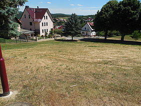 Baugrundstück im Erbbaurecht in Kella Baugrundstück im Erbbaurecht in Kella