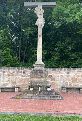 Steinkreuz aus dem Jahr 1776 auf Teistungenburg