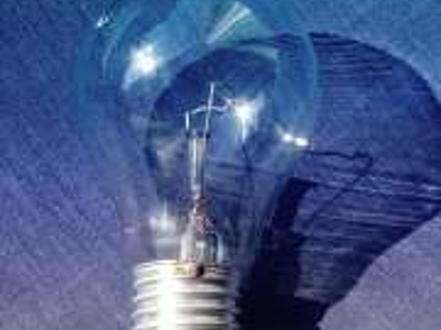 "Auch ohne Glühbirne bleibt die Kirche hell"