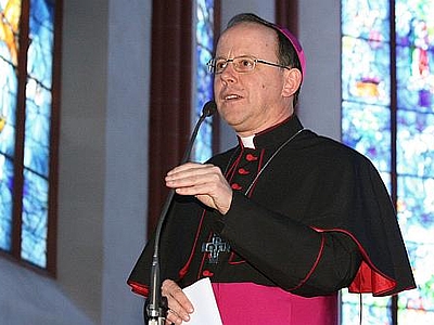 Amtseinführung des neuen Bischofs von Erfurt