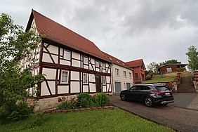 Fachwerkhaus mit Scheune