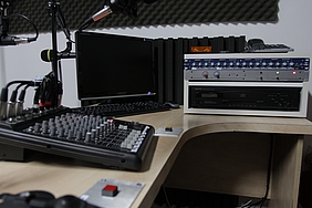 Technik in einem Radiostudio