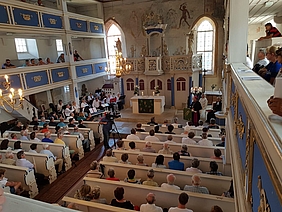 Gütig und von Herzen demütig Gütig und von Herzen demütig