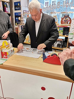 Advent Geschenkpapier Eicimg 20221208 144404