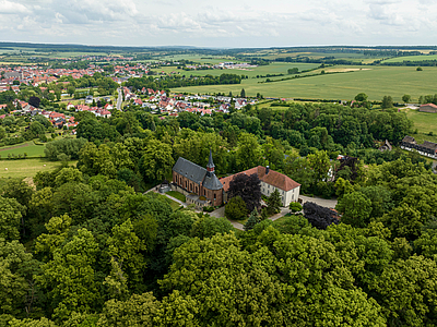 Urpfarrei, Kloster, Familienzentrum