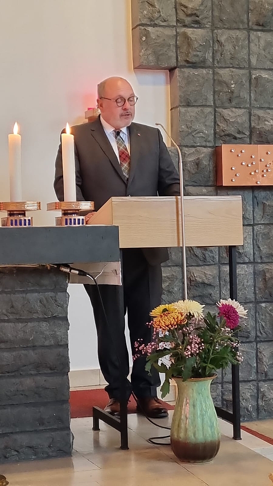 Photo 2024 10 13 12 25 16 2